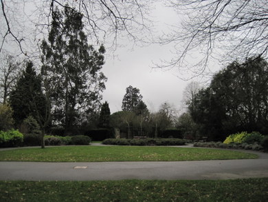 Friary Park formal garden © Dudley Miles