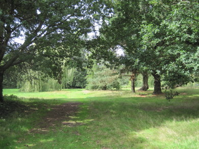 Hadley Green © Dudley Miles