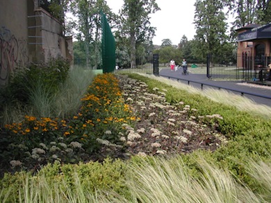 Kilburn Grange Park © Moy Cash