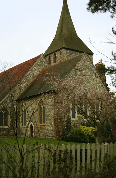 View of St Martin's Churchyard, Chelsfield © Ewa Prokop