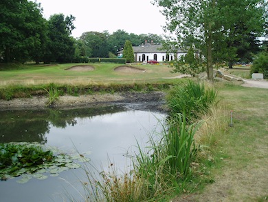 The club-house at Fulwell Golf Course © Charlotte Williams