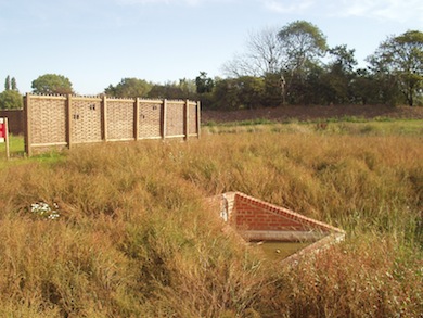 Bird hide at Mayflower Park © Richard Barnes